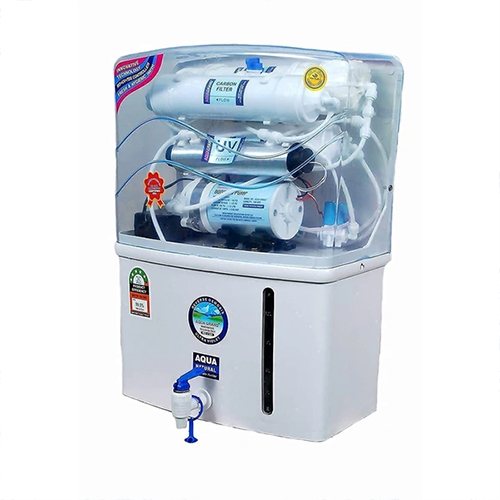Certified technician servicing a RO water purifier